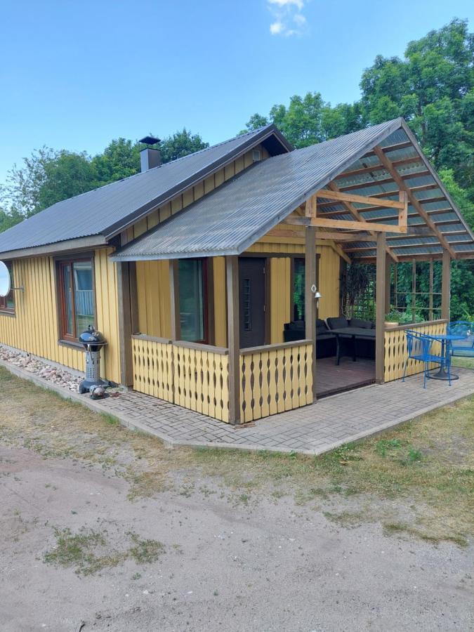 jõekalda kodumajutus Haademeeste Exterior foto